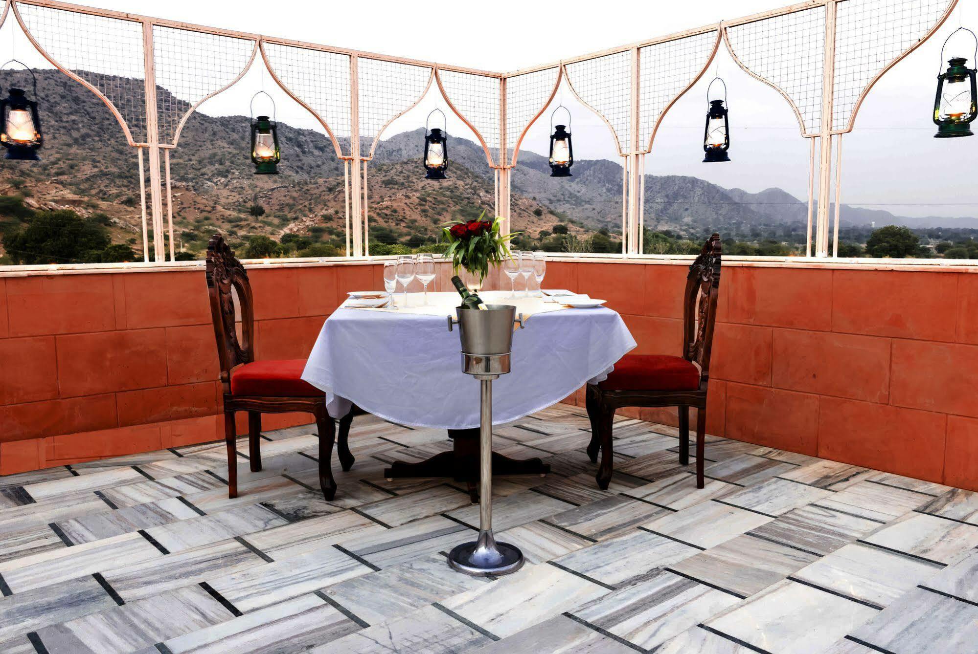Отель Pratap Mahal Pushkar Ihcl Seleqtion Экстерьер фото
